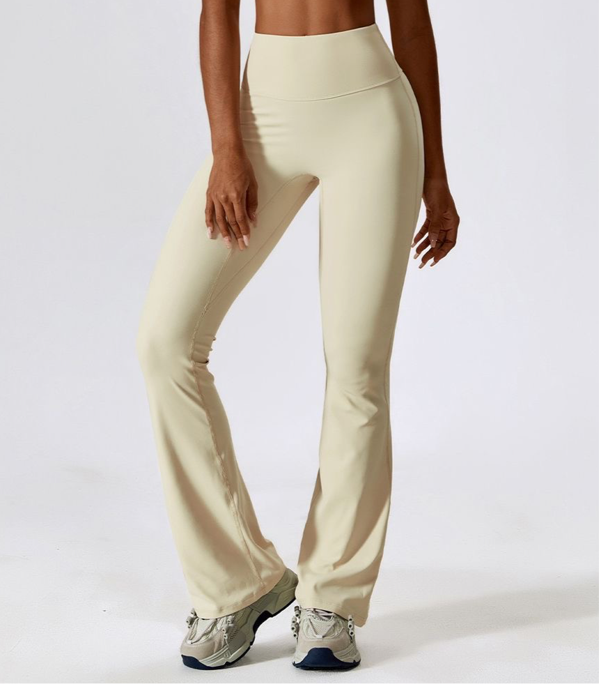 Petite CurveFlow Booty Flare Leggings