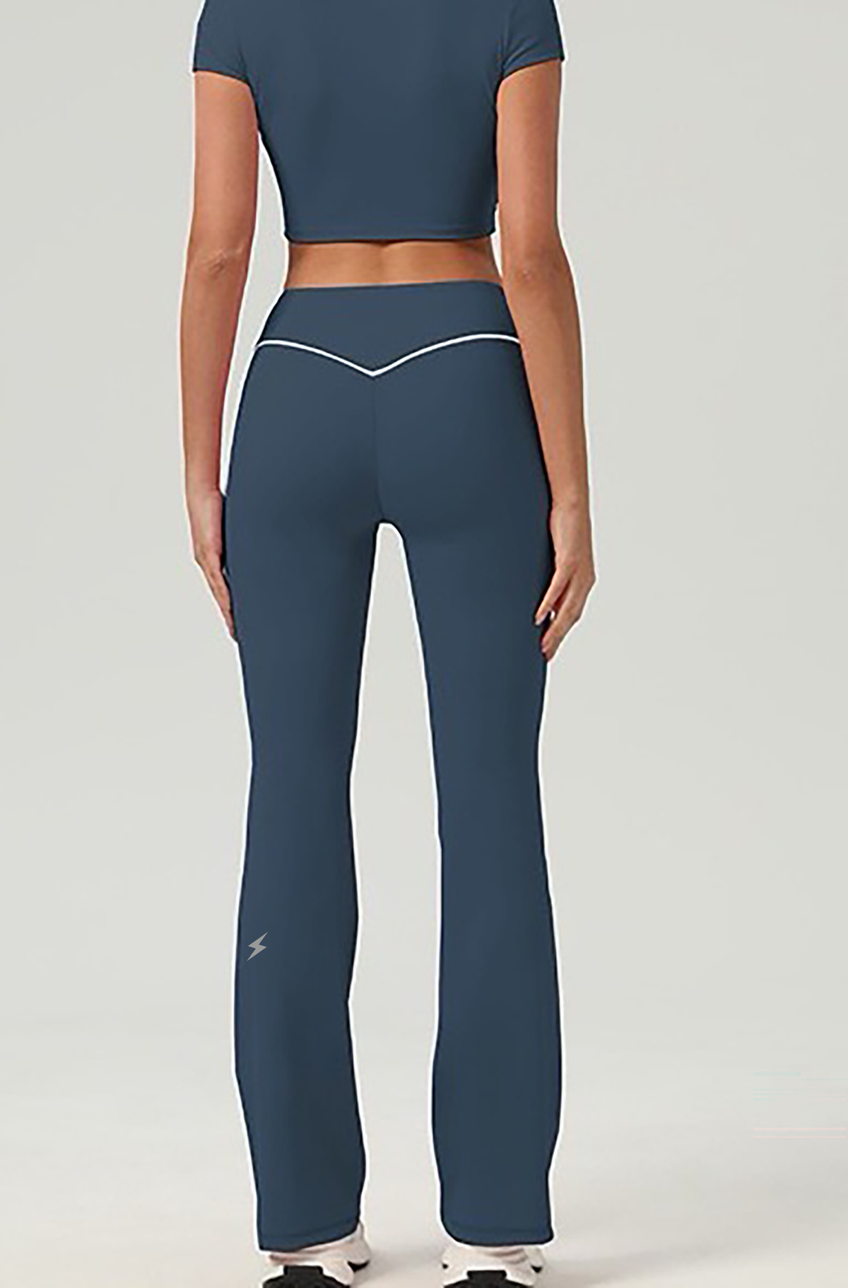 Zesty Trim Flare Leggings